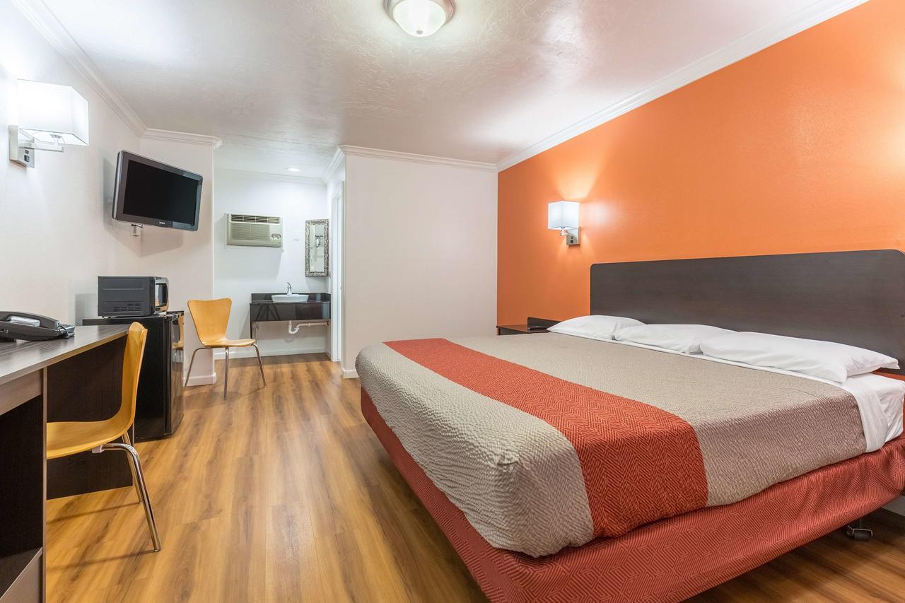 Motel 6 Tremonton, Utah Экстерьер фото