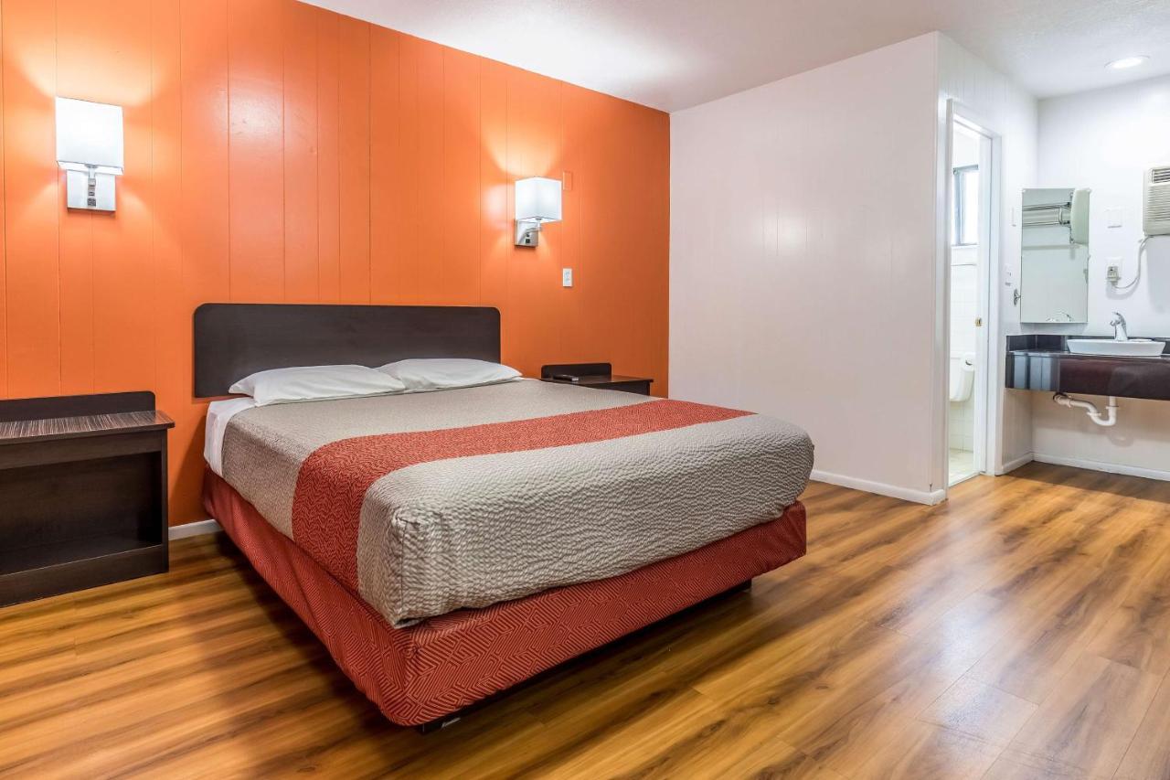 Motel 6 Tremonton, Utah Экстерьер фото