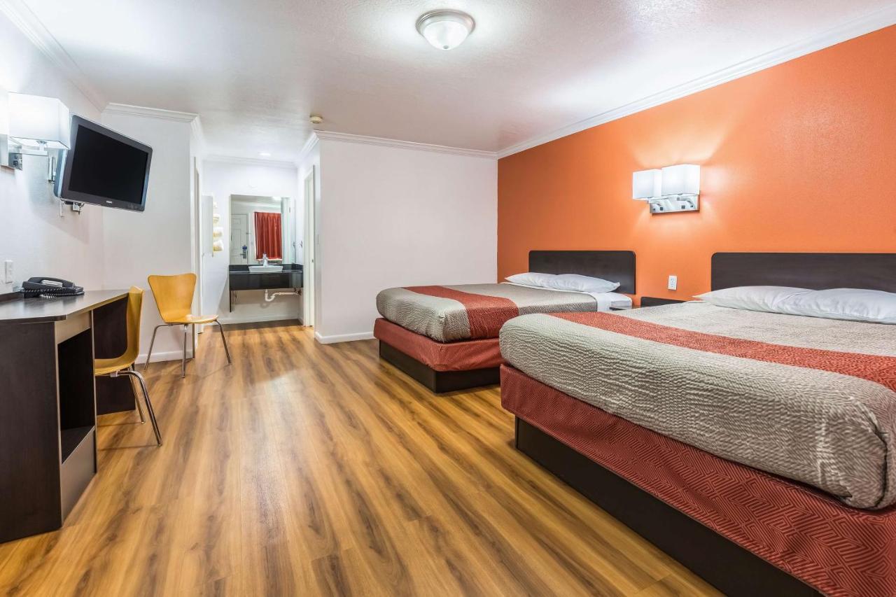 Motel 6 Tremonton, Utah Экстерьер фото
